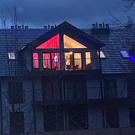 Luksusowy Joker, Osada Gorska Ul Hoffmana 19, דירה